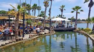 Paradise Point Barefoot Bar